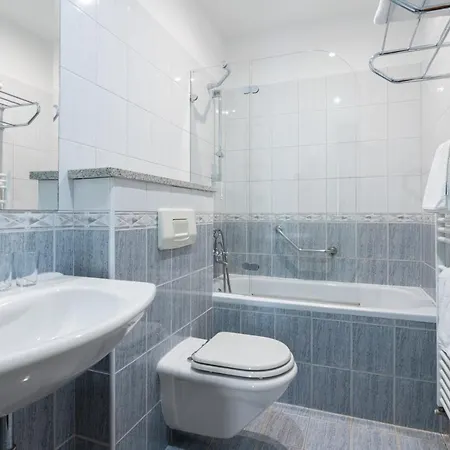 Nostromo 3* Rabac
