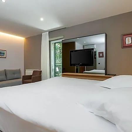 Nostromo 3* Rabac